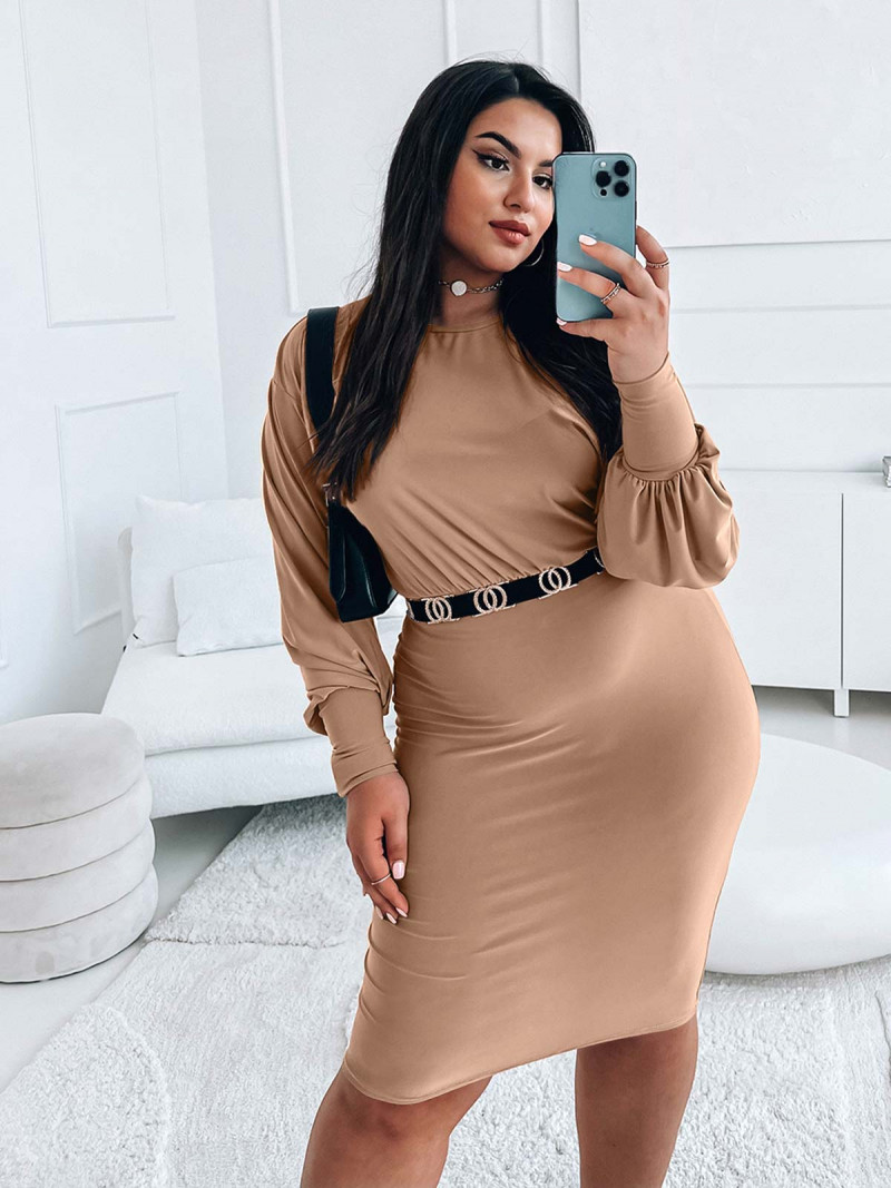 Sukienka PLUS SIZE o kimonowym kroju...