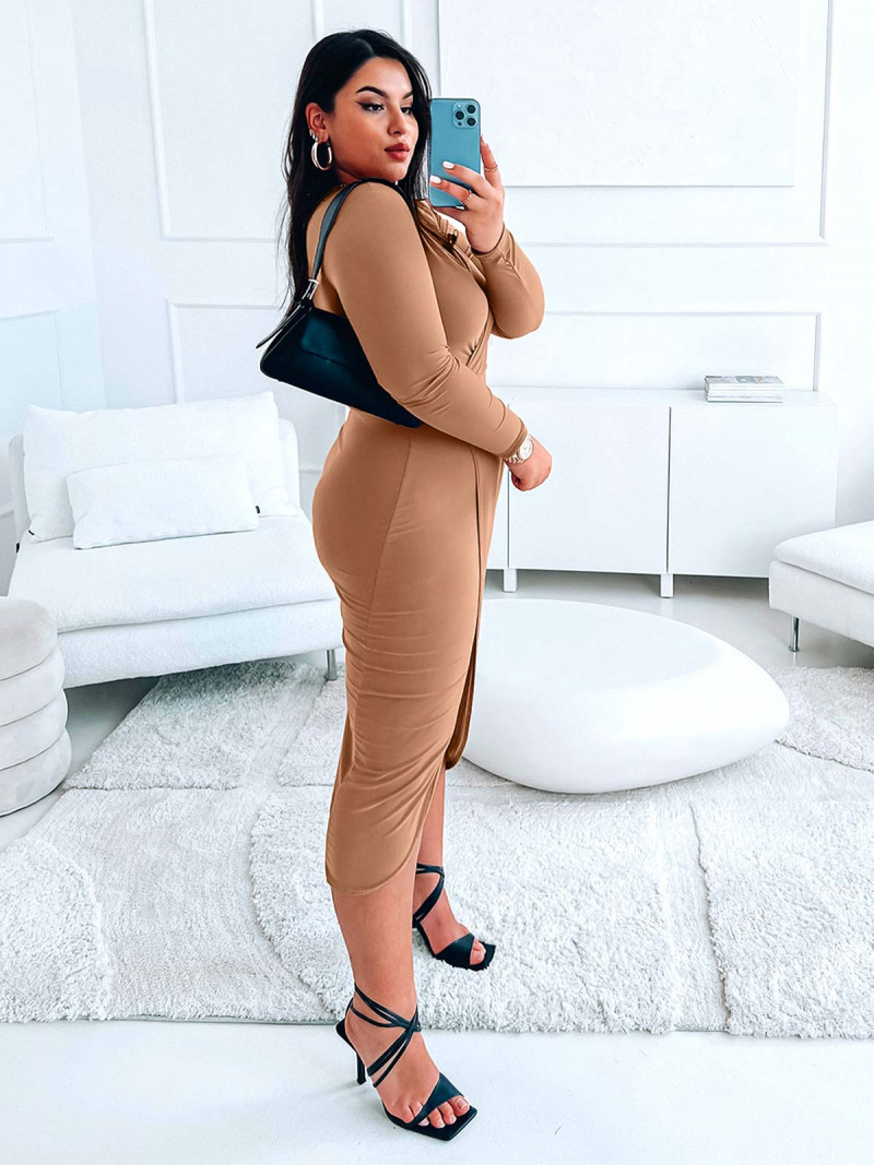 Wizytowa midi sukienka PLUS SIZE z...