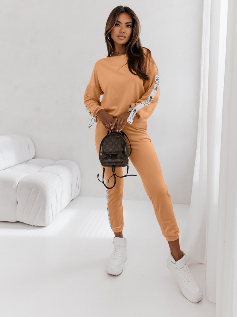 Welurowy komplet bluza+spodnie WALIA-...