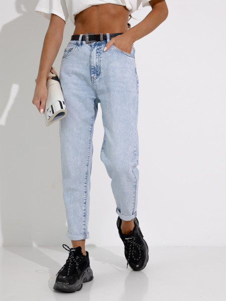 Jeansowe spodnie mom fit z paskiem PRIM - niebieskie
