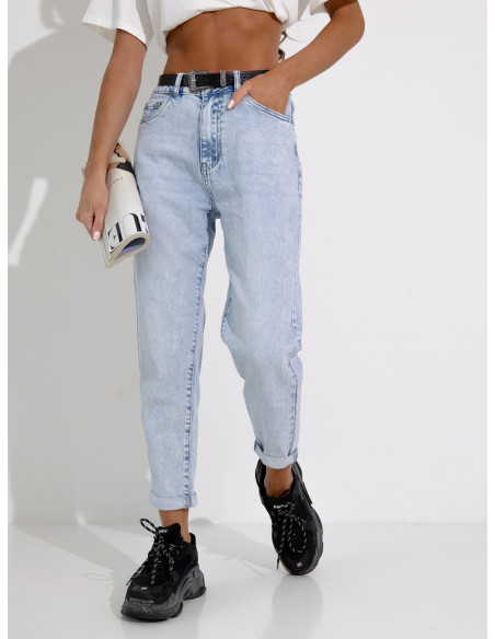 Jeansowe spodnie mom fit z paskiem PRIM - niebieskie